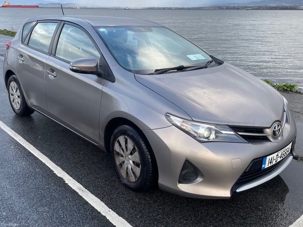 Toyota Auris Hatchback, Petrol, 2014, Other