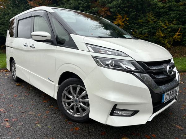 Nissan Serena MPV, Petrol Hybrid, 2017, White
