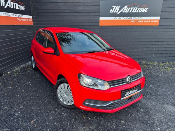 Volkswagen Polo Hatchback, Petrol, 2014, Red