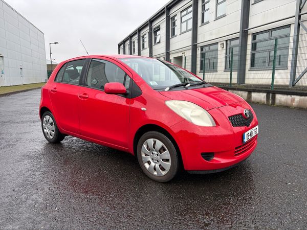 Toyota Yaris Hatchback, Petrol, 2008, Red