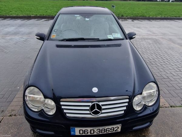 Mercedes-Benz C-Class Coupe, Petrol, 2006, Blue