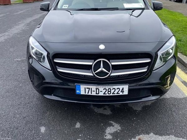 Mercedes-Benz GLA SUV, Diesel, 2017, Black