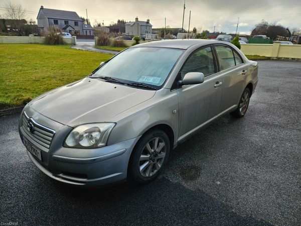 Toyota Avensis Saloon, Petrol, 2005, Green