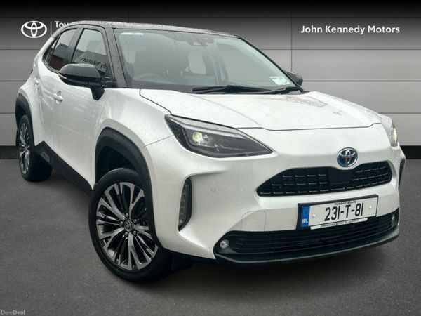 Toyota Yaris Cross Hatchback, Petrol Hybrid, 2023, White