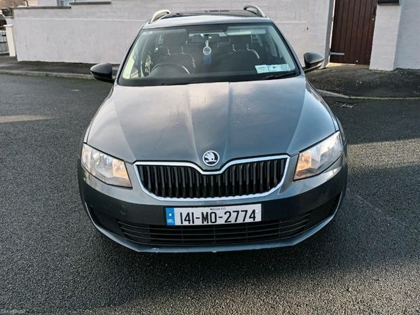 Skoda Octavia Estate, Diesel, 2014, Grey