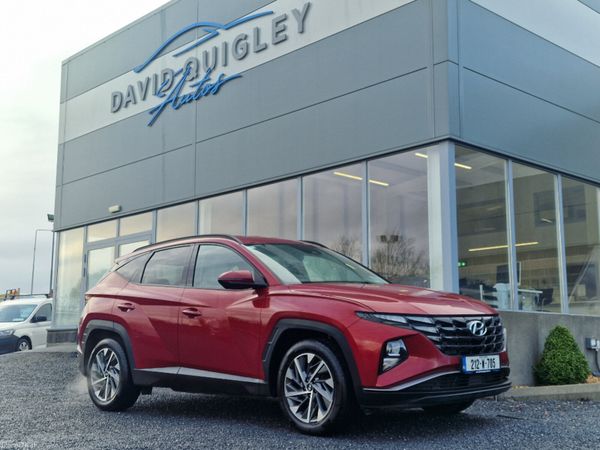 Hyundai Tucson MPV, Diesel, 2021, Red