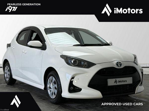 Toyota Yaris Hatchback, Petrol Hybrid, 2022, White