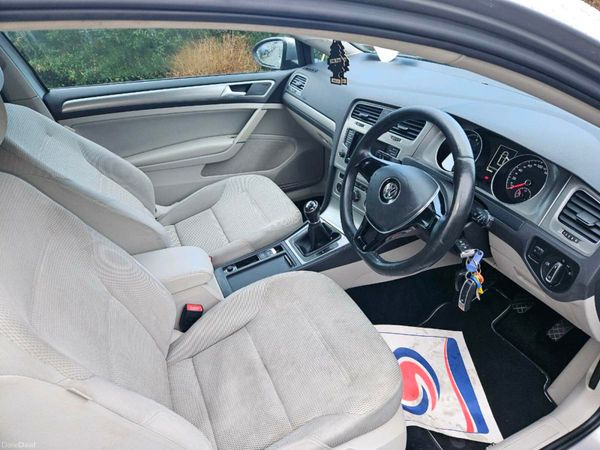 Volkswagen Golf Estate, Petrol, 2014, Silver