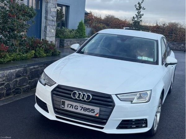 Audi A4 Saloon, Petrol, 2017, White