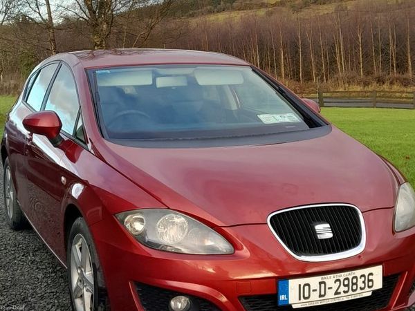 SEAT Leon Hatchback, Diesel, 2010, Red