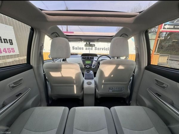 Toyota Prius MPV, Petrol Hybrid, 2013, Silver