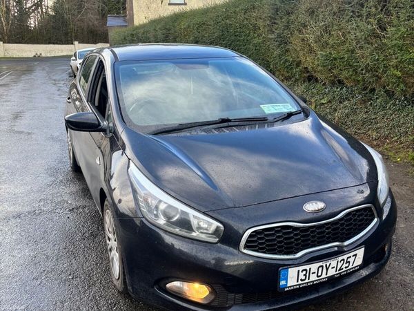 Kia Ceed Hatchback, Diesel, 2013, Black