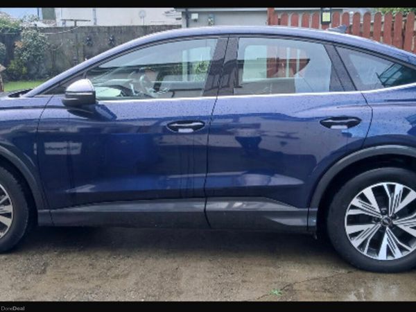 Audi e-tron Hatchback, Electric, 2023, Blue