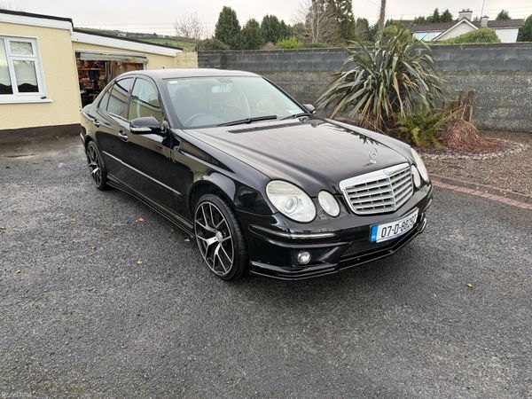 Mercedes-Benz E-Class Saloon, Petrol, 2007, Black