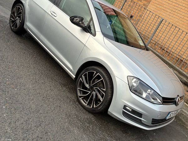Volkswagen Golf Estate, Diesel, 2015, Silver