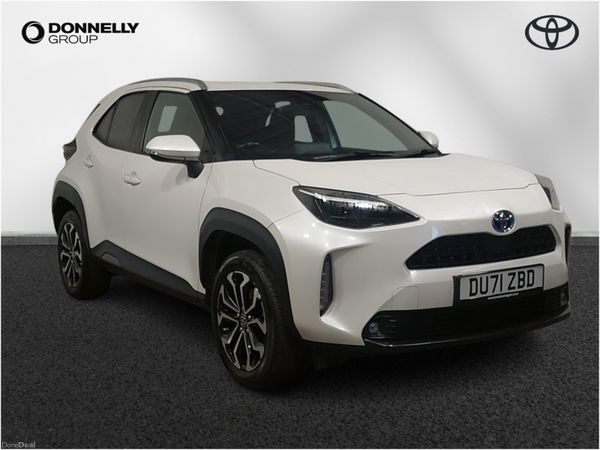 Toyota Yaris Cross Estate, Petrol Hybrid, 2021, White