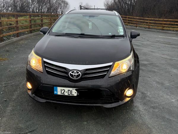Toyota Avensis Estate, Diesel, 2012, Black
