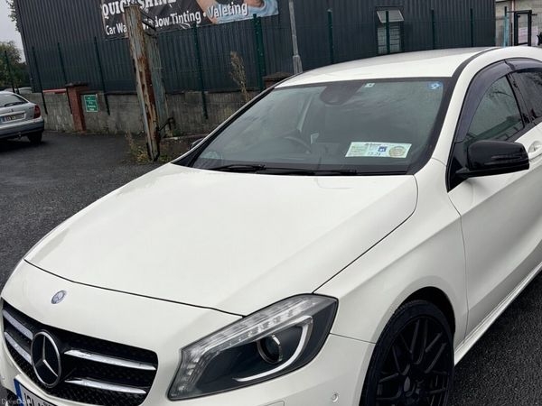 Mercedes-Benz A-Class Hatchback, Petrol, 2013, White