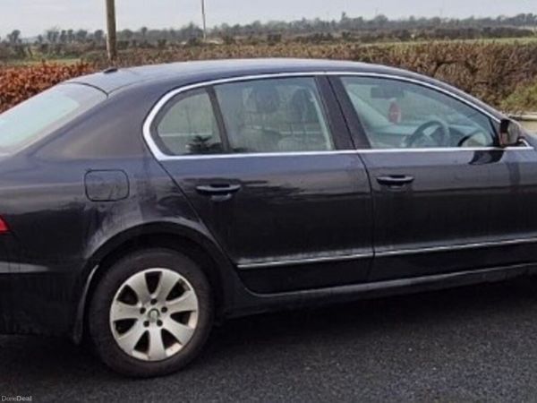 Skoda Superb Saloon, Diesel, 2010, Black