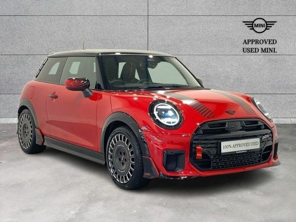 Mini Cooper Hatchback, Petrol, 2025, Red