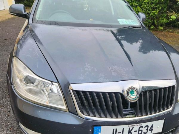 Skoda Octavia Hatchback, Diesel, 2011, Grey