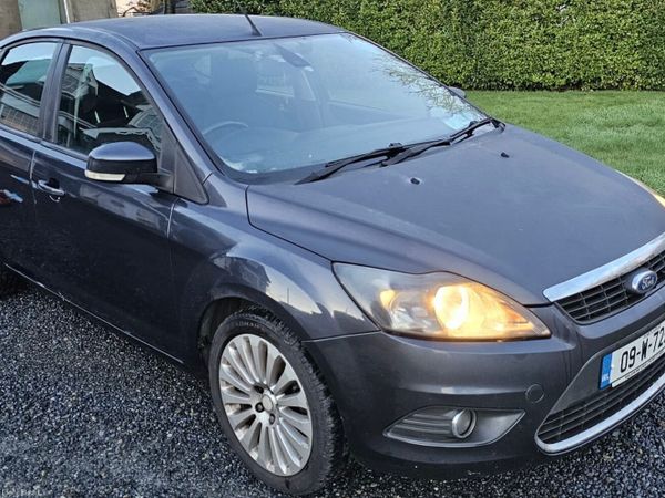 Ford Focus Hatchback, Diesel, 2009, Grey