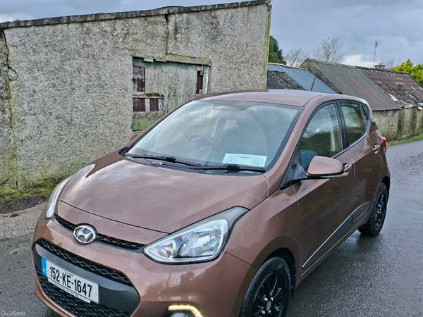 Hyundai i10 Hatchback, Petrol, 2015, Bronze