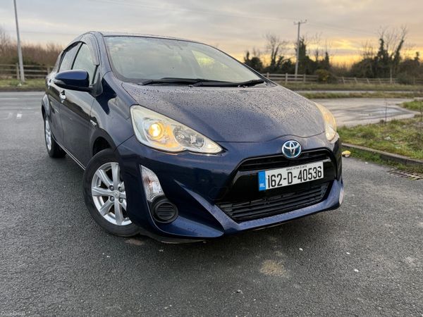 Toyota Aqua Hatchback, Petrol Hybrid, 2016, Blue