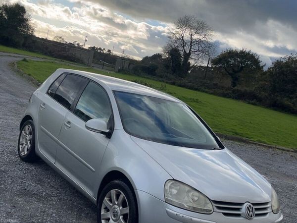Volkswagen Golf Hatchback, Petrol, 2005, Silver