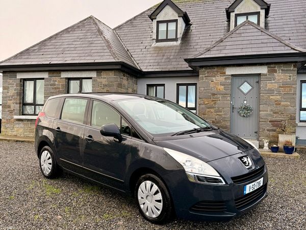 Peugeot 5008 MPV, Diesel, 2011, Grey