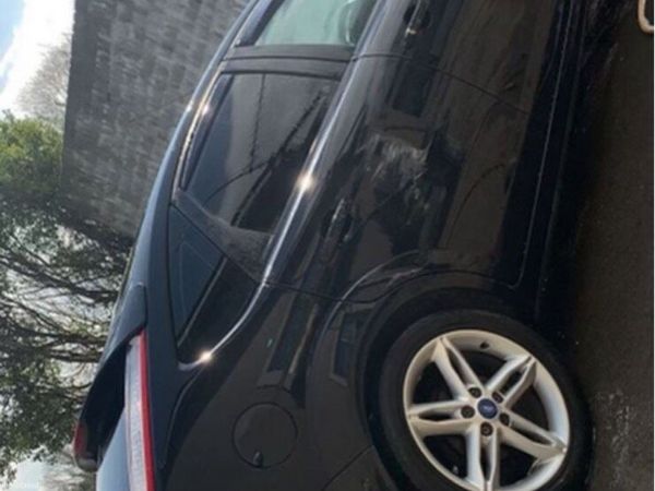 Ford Focus Hatchback, Petrol, 2009, Black