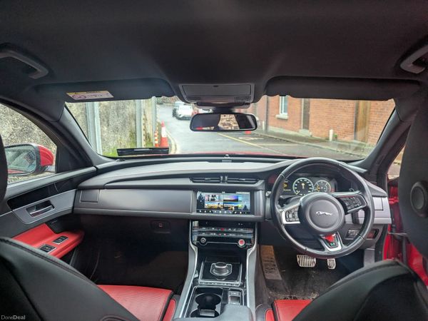Jaguar XF Saloon, Diesel, 2016, Red