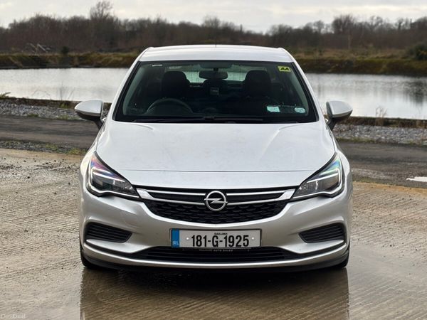 Opel Astra Hatchback, Diesel, 2018, Grey