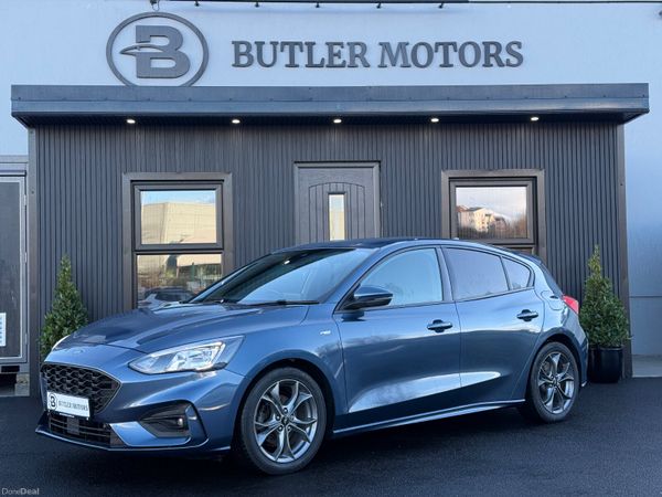 Ford Focus Hatchback, Diesel, 2021, Blue