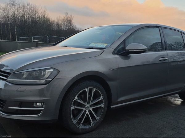 Volkswagen Golf Hatchback, Petrol, 2014, Grey