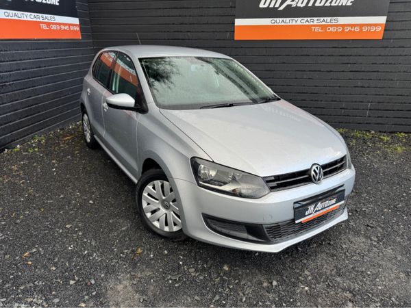 Volkswagen Polo Hatchback, Petrol, 2012, Silver