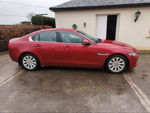 Jaguar XE Saloon, Diesel, 2015, Red
