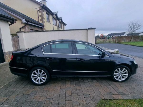 Volkswagen Passat Saloon, Diesel, 2010, Black
