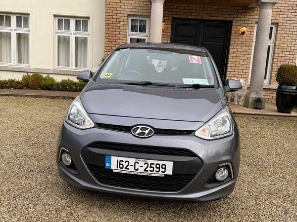 Hyundai i10 Hatchback, Petrol, 2016, Grey