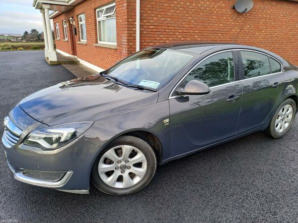 Vauxhall Insignia Hatchback, Diesel, 2015, Grey
