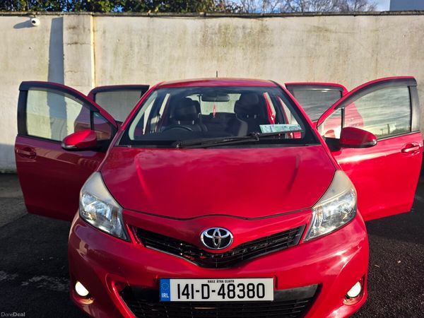 Toyota Vitz Hatchback, Petrol, 2014, Red