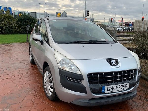 Peugeot 3008 Hatchback, Diesel, 2012, Silver