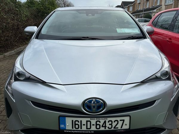 Toyota Prius Hatchback, Petrol Hybrid, 2016, Silver