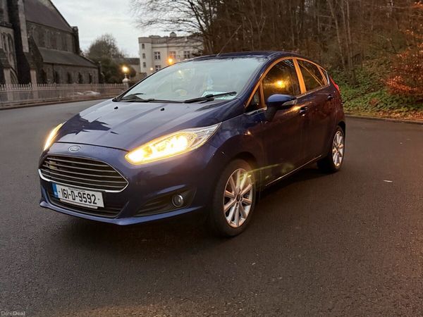 Ford Fiesta Hatchback, Petrol, 2016, Blue