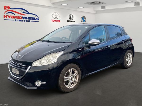 Peugeot 208 Hatchback, Petrol, 2014, Black