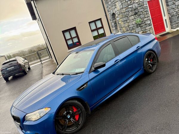 BMW M5 Saloon, Petrol, 2012, Blue