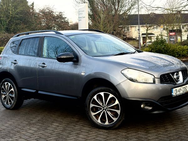 Nissan Qashqai Hatchback, Diesel, 2013, Grey