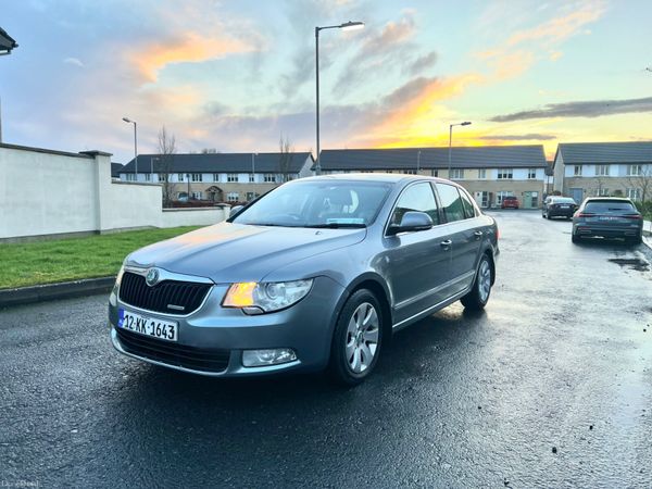 Skoda Superb Saloon, Diesel, 2012, Grey