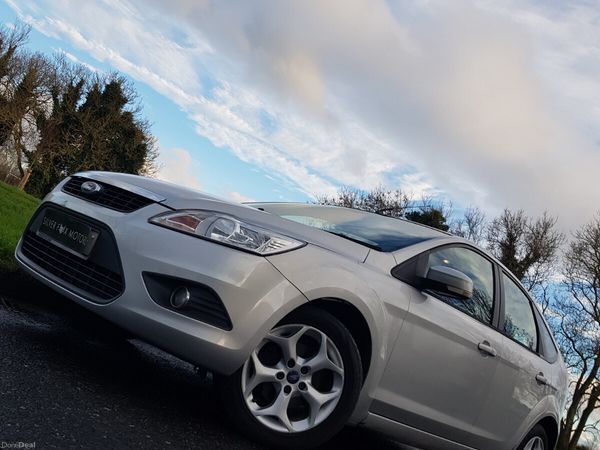 Ford Focus Hatchback, Diesel, 2011, Silver