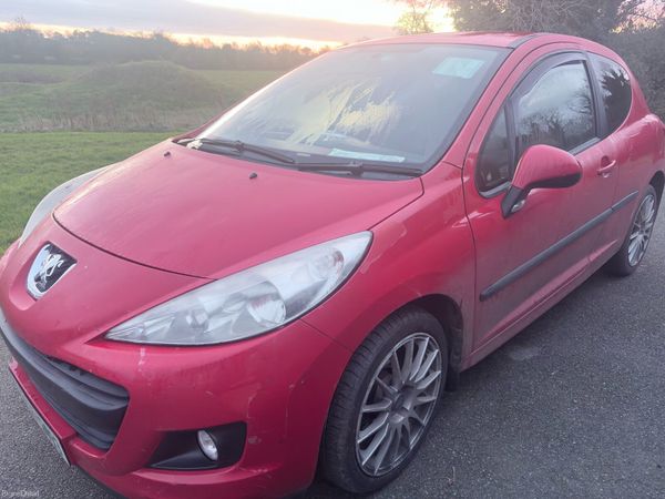 Peugeot 207 Hatchback, Diesel, 2010, Red